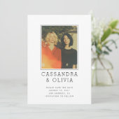 Moderne Eenvoudige Foto Lijst QR Code Trouwen Save The Date (Staand voorkant)