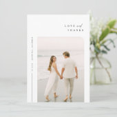 Moderne Eenvoudige Foto Trouwkaart Dank u een opme Bedankkaart (Staand voorkant)