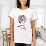 Moderne, eenvoudige foto van aangepaste homepage v t-shirt<br><div class="desc">Dog mama ... Verrassend je favoriete Dog Mam deze Moederdag, Kerstmis of haar verjaardag met dit superschattige, aangepaste T-shirt voor de foto. Pas het shirt van deze hond aan met de favoriete foto's en namen van je hond. Dit shirt van een hond is een most voor hondenliefhebbers en hondenmoeders! Geweldig...</div>