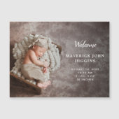 Moderne Eenvoudige Geboorteaankondiging Baby Foto Magnetische Uitnodiging (Voorkant)