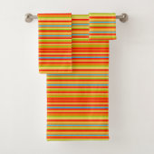 Moderne, eenvoudige grafische strips bad handdoek (Insitu)