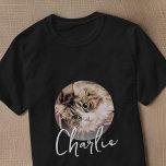 Moderne Eenvoudige Grunge Aangepaste Badge Huisdie T-shirt<br><div class="desc">Dit eenvoudige en klassieke ontwerp is samengesteld uit serif typografie en voegt een douanefoto toe.</div>