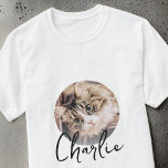Moderne Eenvoudige Grunge Aangepaste Badge Huisdie T-shirt<br><div class="desc">Dit eenvoudige en klassieke ontwerp is samengesteld uit serif typografie en voegt een douanefoto toe.</div>