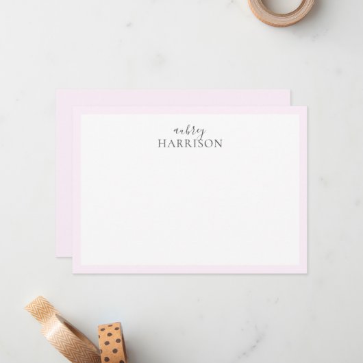 Moderne, eenvoudige handschriftennaam roze notitiekaartje (Voorkant / Achterkant in situ)