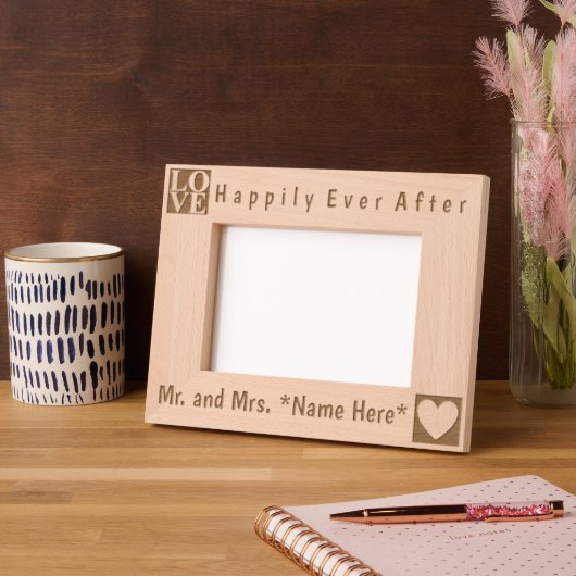 Moderne, eenvoudige heer en mevrouw namen, liefde  gegraveerde lijstjes (Links)