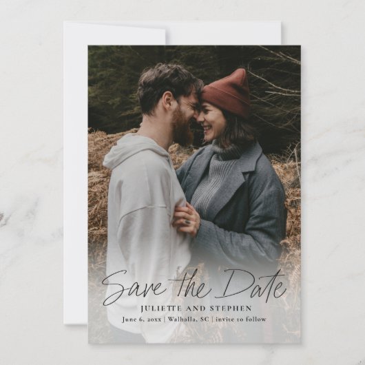 Moderne eenvoudige huwelijksfoto met script save the date (Voorkant)