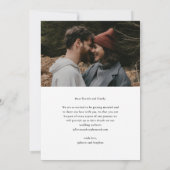 Moderne eenvoudige huwelijksfoto met script save the date (Achterkant)