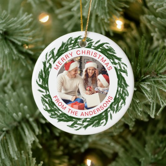 Moderne Eenvoudige Kerstkrans Familiefoto Keramisch Ornament (Boom)