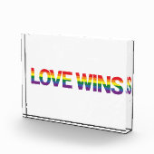 Moderne, eenvoudige, kleurrijke, levendige liefdes fotoblokken (Rechts)