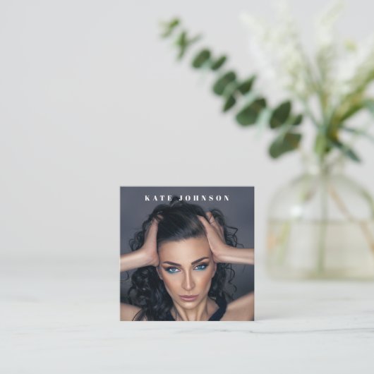 Moderne Eenvoudige Minimale Foto 2 QR Code Sociale Vierkante Visitekaartje (Staand voorkant)