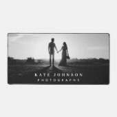 Moderne Eenvoudige Minimale Fotografe Bedrijf Bureaumat (Voorkant)