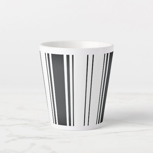 Moderne eenvoudige minimalistische zwart-witte str latte mok (Voorkant)