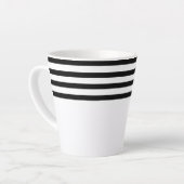 Moderne eenvoudige minimalistische zwart-witte str latte mok (Linkerhoek)
