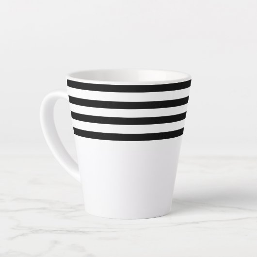 Moderne eenvoudige minimalistische zwart-witte str latte mok (Linkerhoek)