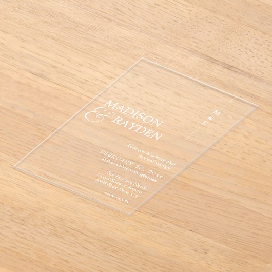 Moderne Eenvoudige Monogram Huwelijk Acryl Uitnodigingen (Laagn)