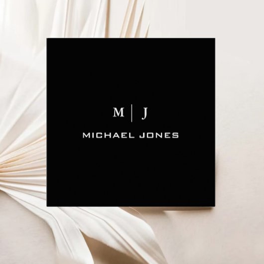 Moderne eenvoudige monogram naam zwart papier vierkante visitekaartje