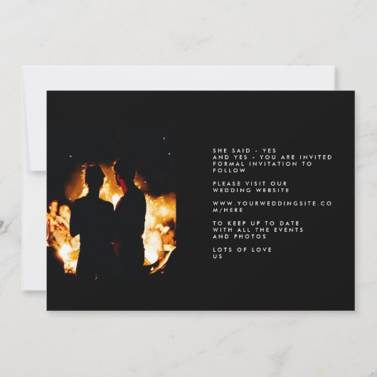 Moderne eenvoudige tekstrand witte foto zwart-wit  save the date (Achterkant)