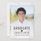 Moderne eenvoudige typografie foto afstudeerfeest kaart (Voorkant)
