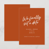 Moderne Eenvoudige We Hebben Eindelijk Een Datum H Save The Date (Voorkant / Achterkant)