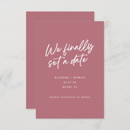 Moderne Eenvoudige We Hebben Eindelijk Een Datum H Save The Date (Voorkant / Achterkant)