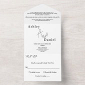 Moderne eenvoudige zwart-wit kalligrafie bruiloft all in one uitnodiging (Binnen)