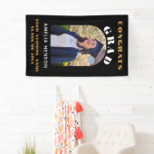 Moderne Eenvoudige Zwarte Gefeliciteerd Afstudeerf Spandoek (Insitu)