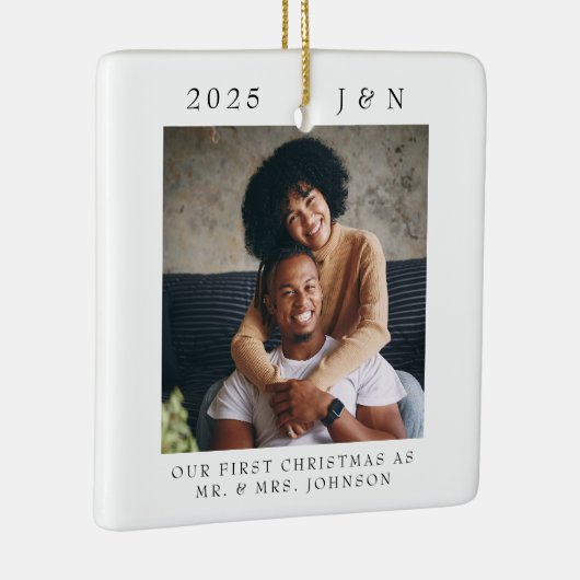 Moderne eerste kerst getrouwde foto keramisch ornament (Rechts)