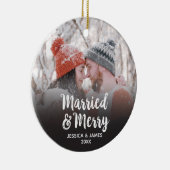 Moderne Eerste Kerstfeest Gehuwd en Merry Foto Keramisch Ornament (Rechts)