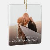 Moderne Eerste Kerstmis Getrouwd Foto Keramisch Ornament (Rechts)