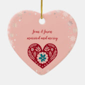 Moderne Eerste Kerstmis, Mrs. 1 Foto Heart Shaped Keramisch Ornament (Achterkant)