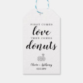 Moderne eerste komt liefde donuts bruiloft snack t cadeaulabel (Achterkant)