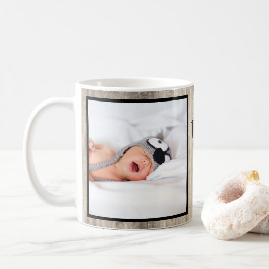 Moderne eerste Moederdag oma houten foto Koffiemok (Met donut)