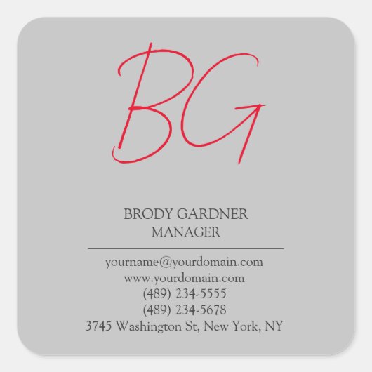 Moderne effen minimalistische grijs rode monogram  vierkante sticker (Voorkant)