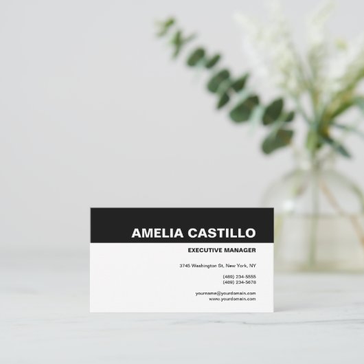 Moderne, eigentijdse zwarte vlek visitekaartje (Staand voorkant)