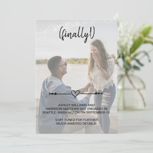 Moderne Eindelijk Hart Verloving Save The Date (Staand voorkant)