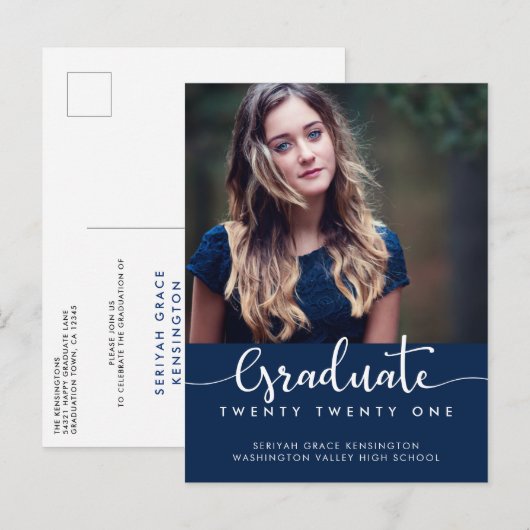 Moderne Elegant Blauw Afstuderen Script Foto Aankondigingskaart (Voorkant / Achterkant)