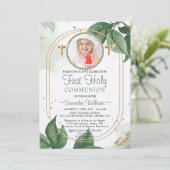 Moderne Elegant Eucalyptus Foto eerste Communie Kaart (Staand voorkant)
