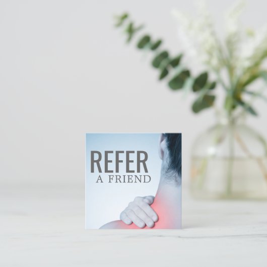 Moderne Elegant Massage Therapist Referral Kaart (Staand voorkant)