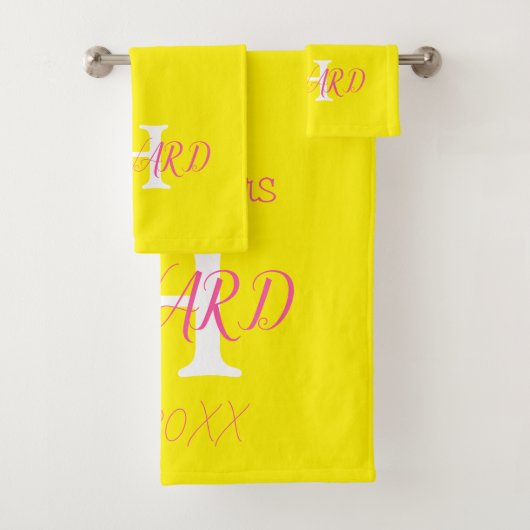 Moderne Elegant Neon Yellow Pink Weddenschap Bad Handdoek (Insitu)