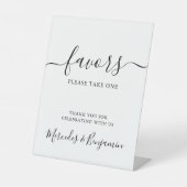 Moderne Elegant Personalized Weddenschappen Favors Reclamebord Met Voetstuk (Voorkant)
