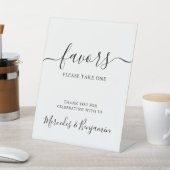 Moderne Elegant Personalized Weddenschappen Favors Reclamebord Met Voetstuk (Insitu)