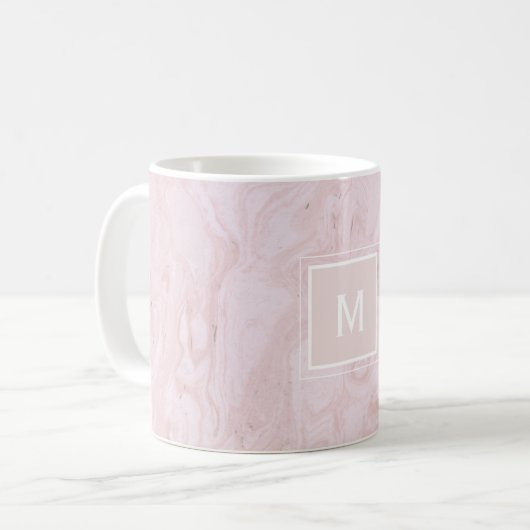 Moderne Elegant Roze Marmer Aangepast Monogram Koffiemok (Voorkant links)