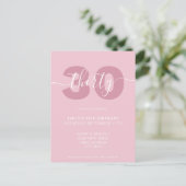 Moderne Elegant Script 30th Birthday Uitnodiging (Staand voorkant)