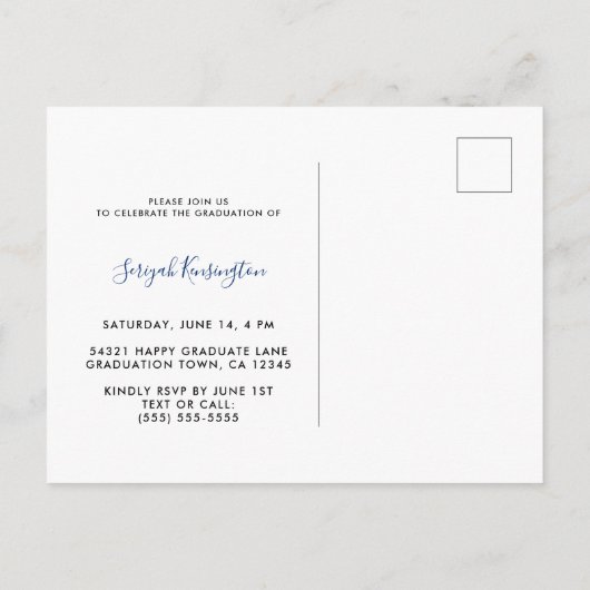 Moderne Elegant Script Afstuderen Class of Photo Aankondigingskaart (Achterkant)