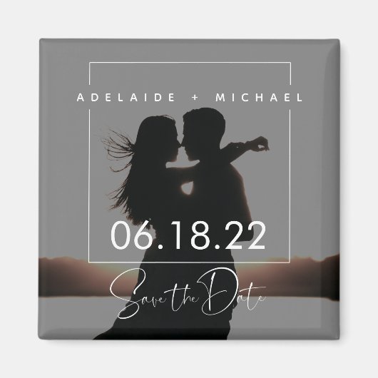 Moderne Elegant Script Couple Photo Save the Date Magneet (Voorkant)