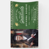 Moderne Elegant Script Gold Afstuderen Foto groen Spandoek (Verticaal)