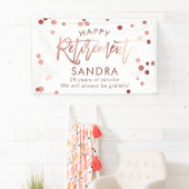 Moderne Elegant Script Roos Gold Happy Retirement Spandoek (Insitu)