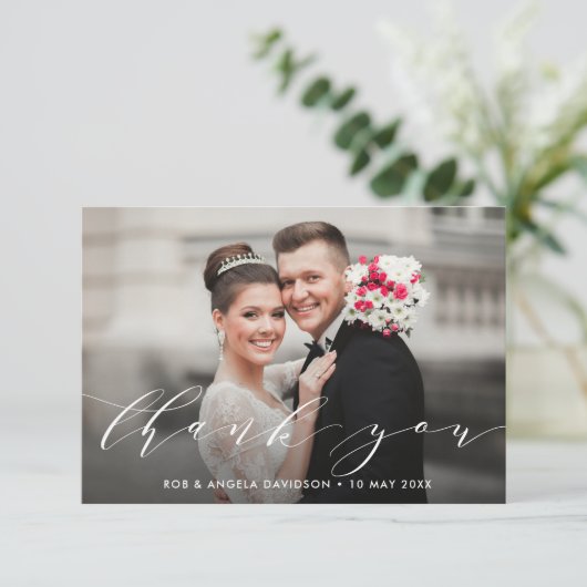 Moderne elegante belettering bruiloft dank u bedankkaart (Staand voorkant)