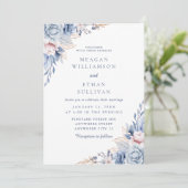 Moderne Elegante Blauwe Waterverf Bloemen Huwelijk Kaart (Staand voorkant)