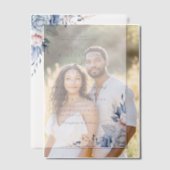 Moderne Elegante Blauwe Waterverf Bloemen Huwelijk Vellum Uitnodigingen (Offset (Koppel))